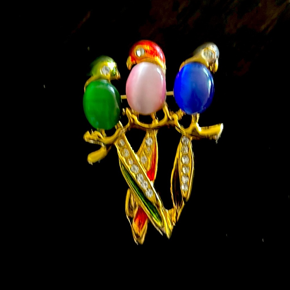 Vintage Cabochon Parrot Trio Pin